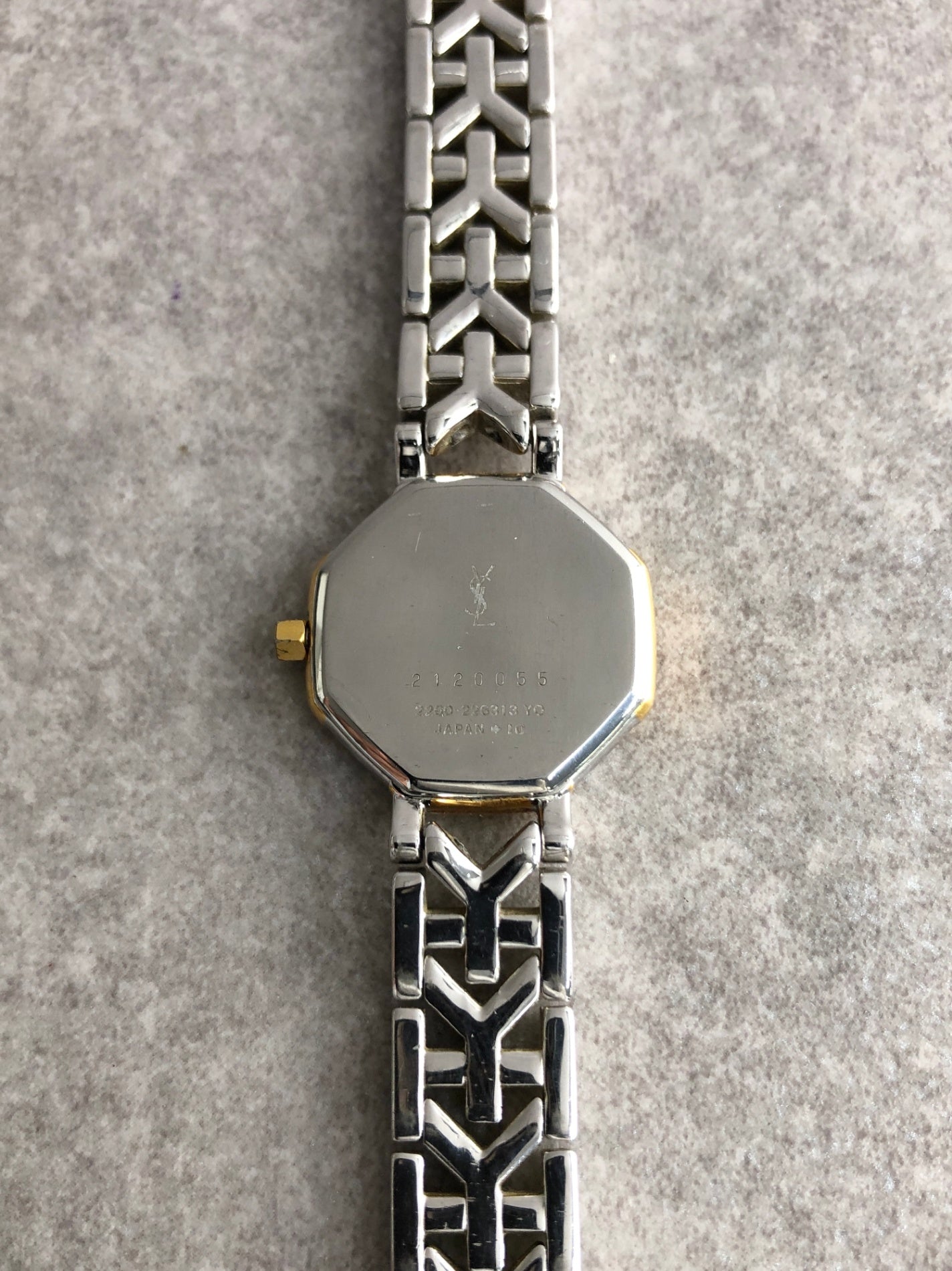 Yves Saint Laurent YSL Logo Octagon Quartz Watch Silver×Gold 2200-226313 Vintage famare
