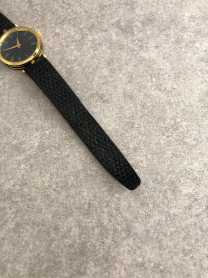 GUCCI Logo Watch Black×Gold Vintage 8bm2vw