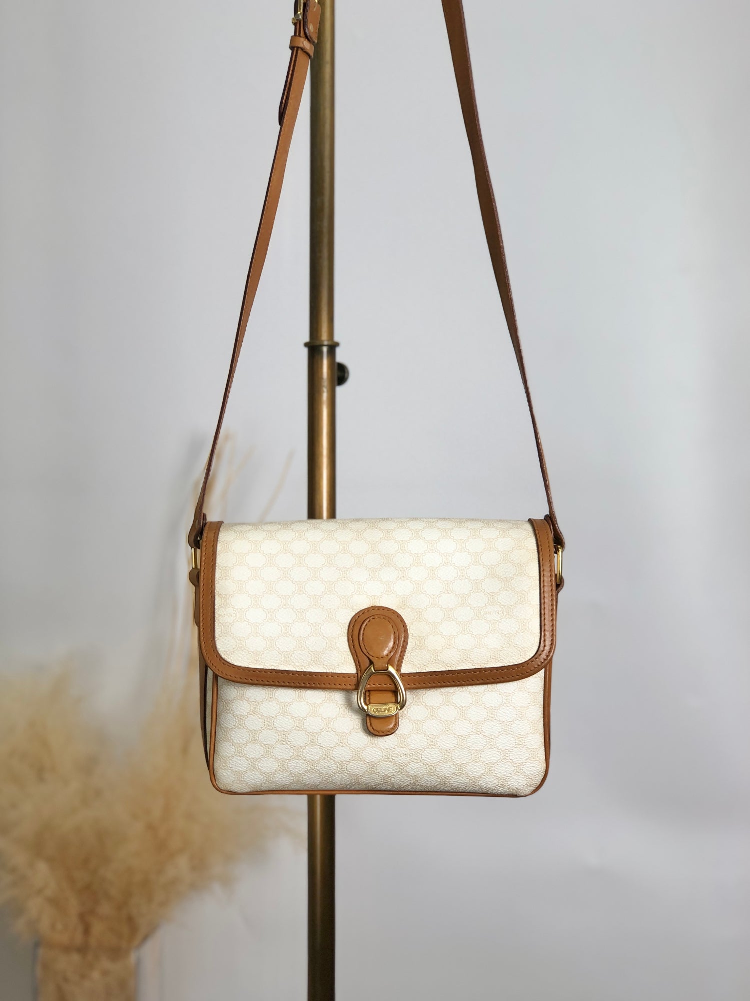 CELINE - 希少 80s OLD CELINE 馬車金具 車輪 ショルダーバッグ