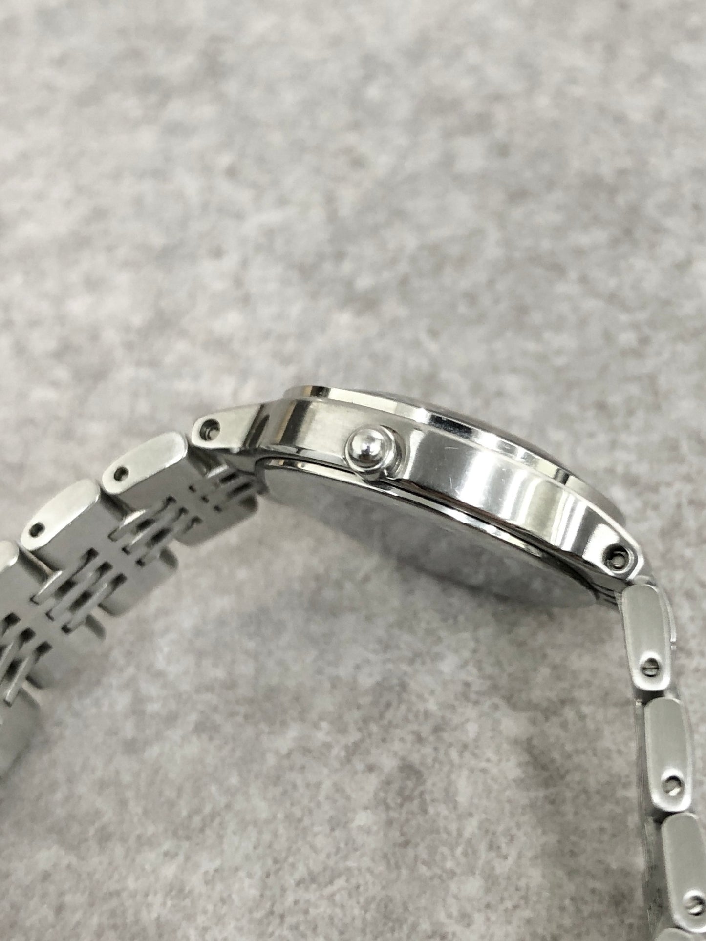 Yves Saint Laurent YSL Logo Watch Silver 5421-H17785 Vintage wivr8g