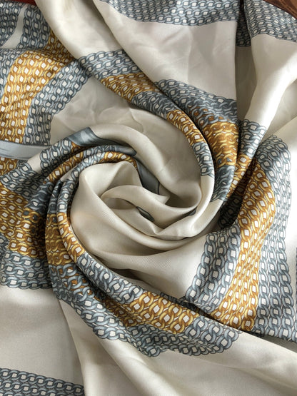 GUCCI Logo Scarf Beige Vintage 7sbgn3