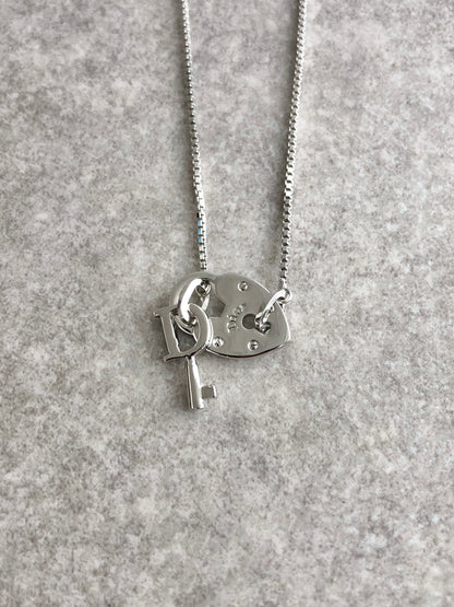 Christian Dior Heart Motif Necklace Silver Vintage kny3x7