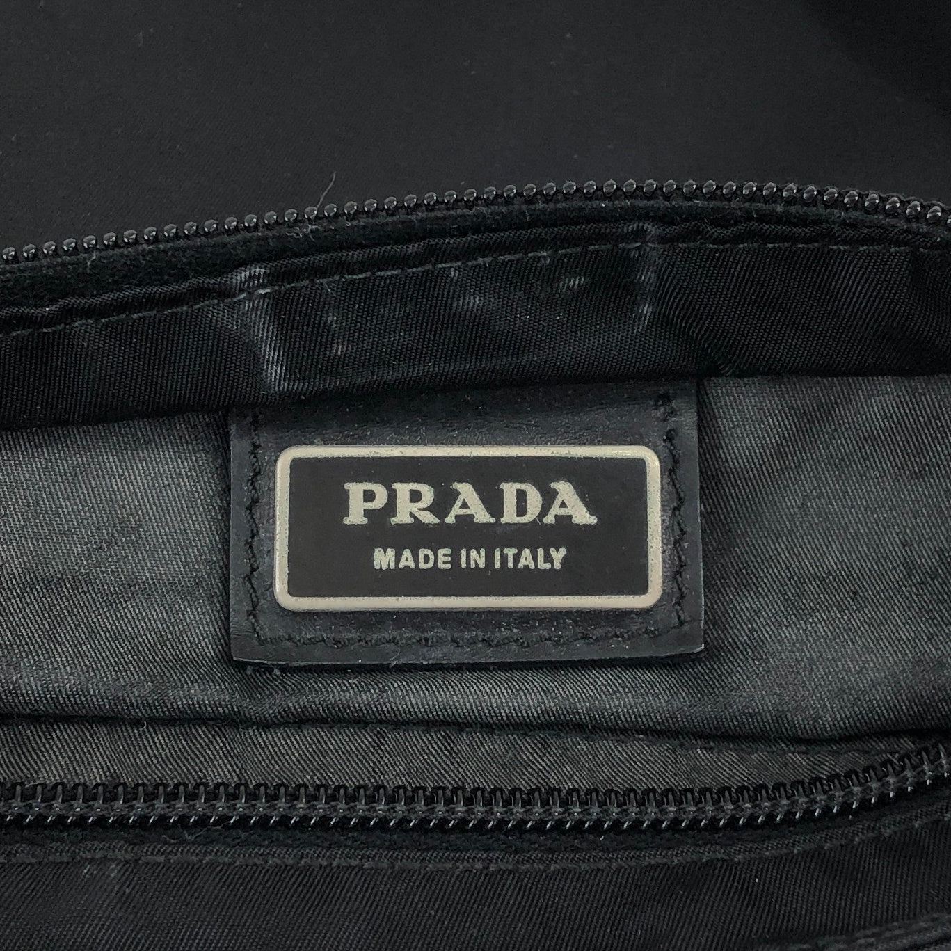 PRADA Tessuto Triangle Logo Shoulder bag Black Vintage ifhbwp
