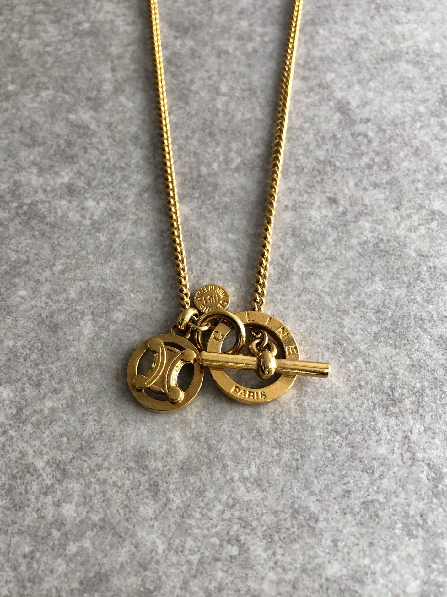 CELINE Blason Toggle Clasp Necklace Gold Vintage f45y4w