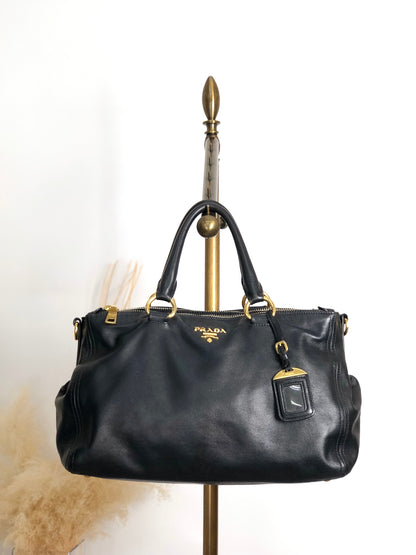 PRADA Logo Two-way Boston bag Shoulder bag Black Vintage k82hca