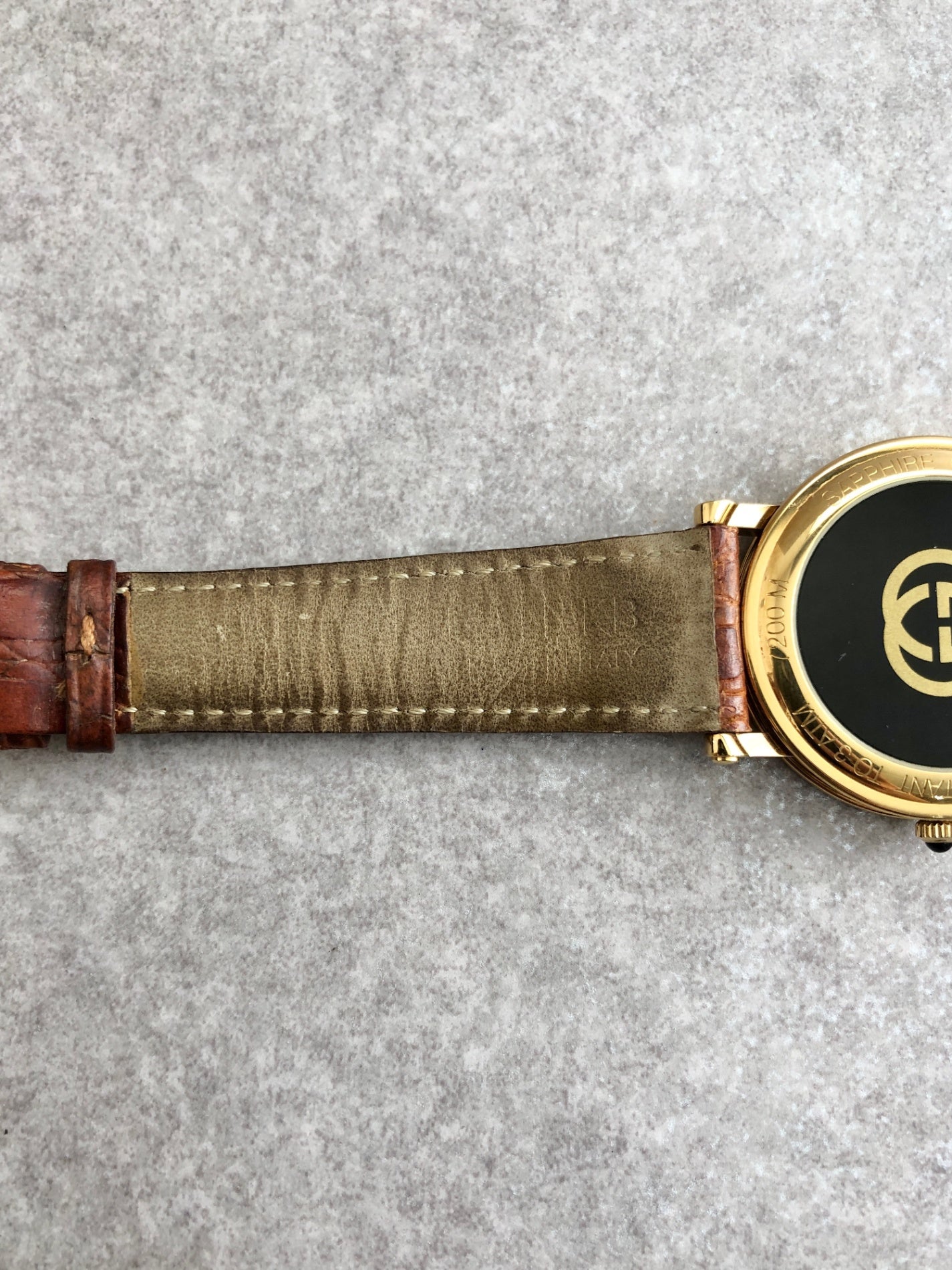 GUCCI Logo Watch Gold×Brown Vintage 4aruag