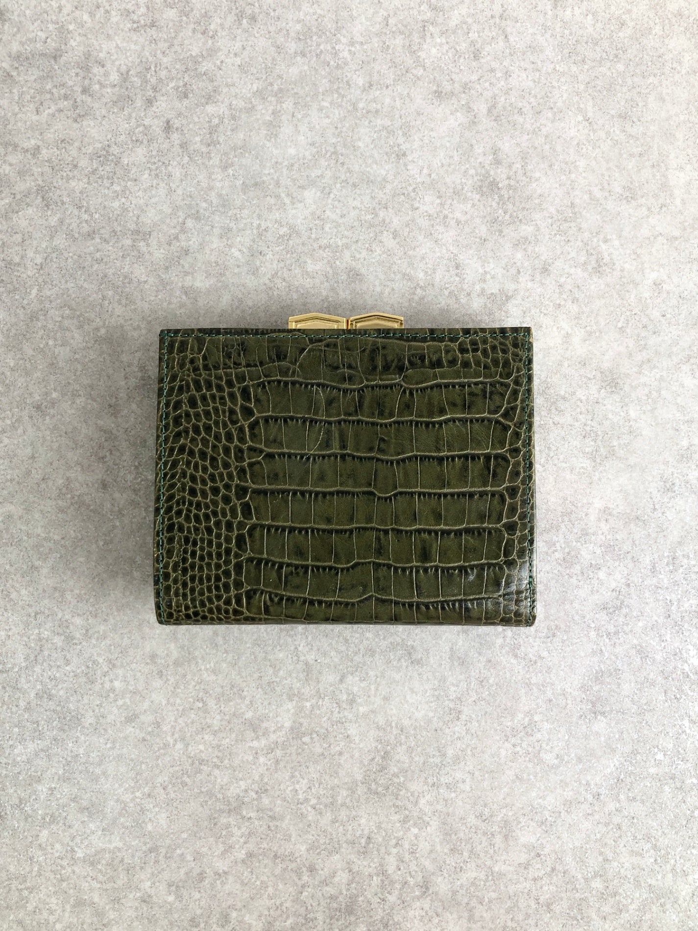 Yves Saint Laurent 金屬扣環折疊錢包 綠色復古 pk8u8c