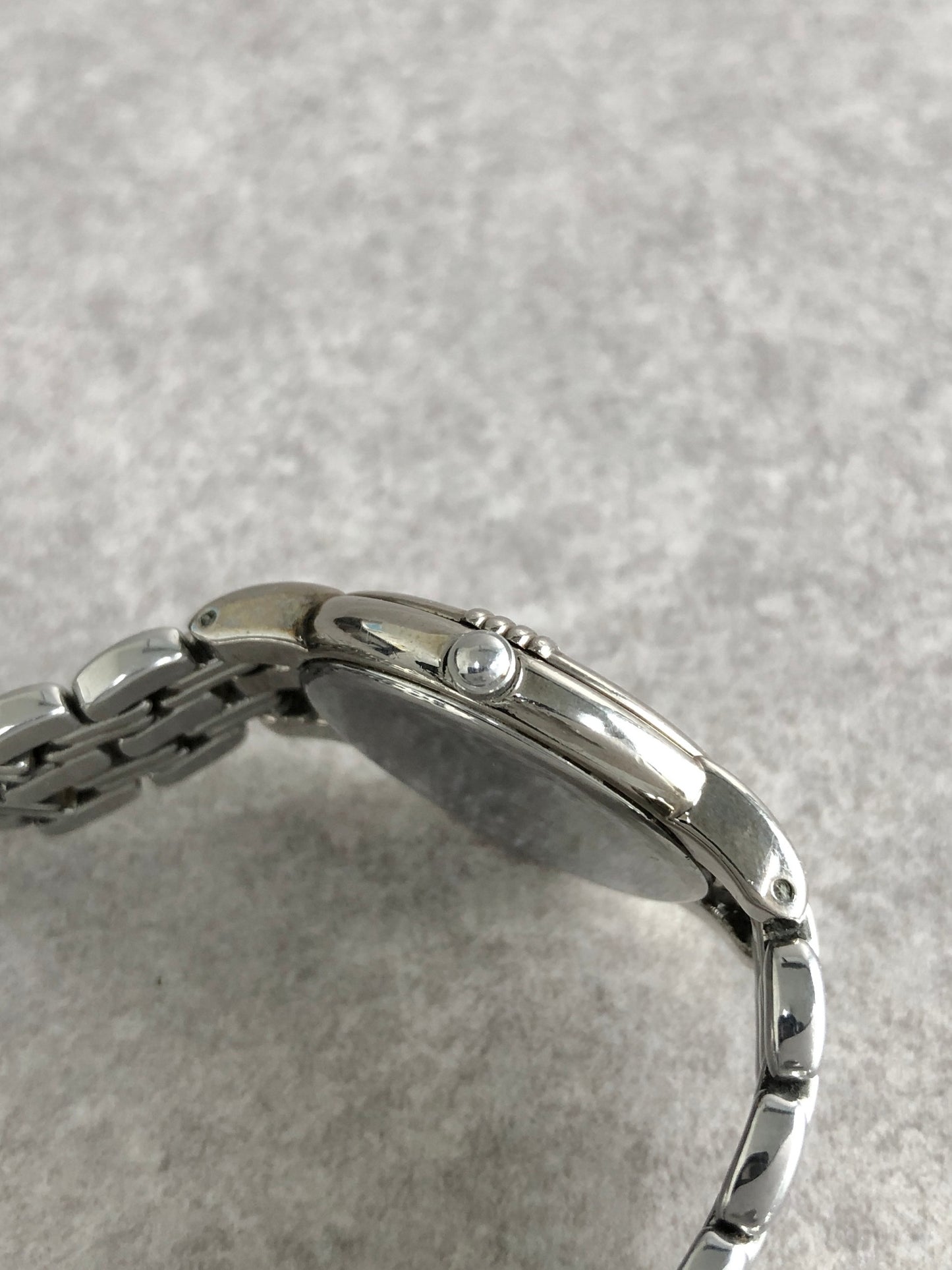 Yves Saint Laurent YSL Logo Watch Silver 6031-G11866 Vintage 6wv8w4