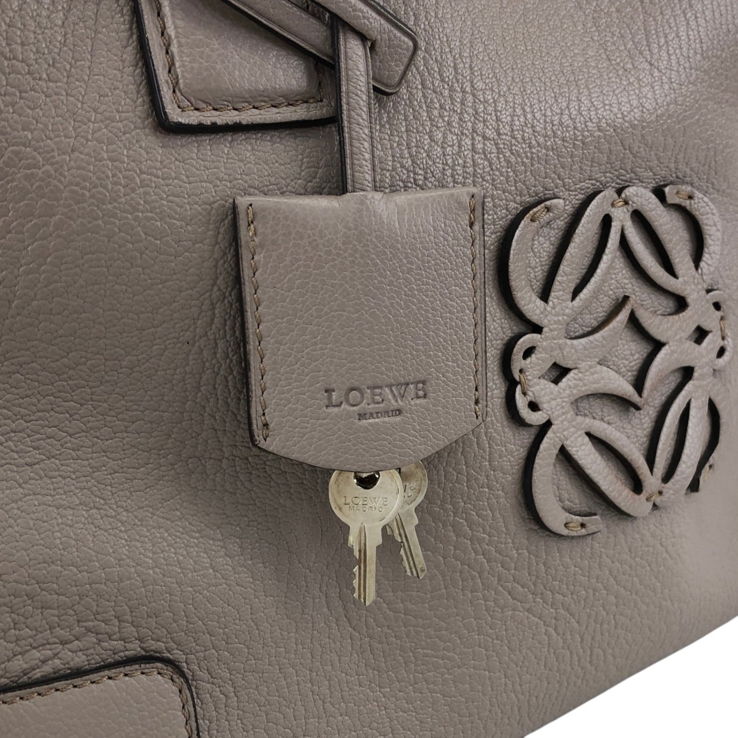 LOEWE Amazona36 Anagram Handbag Boston bag Gray Vintage mhy4fx
