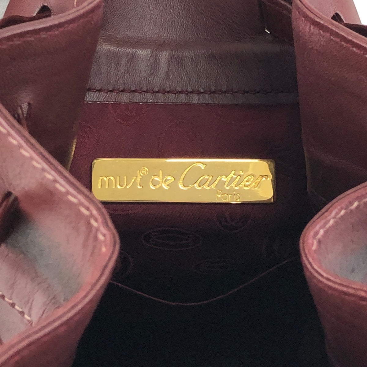 Cartier Logo Embossed Drawstring Shoulder bag Bordeaux Vintage r3iyaj