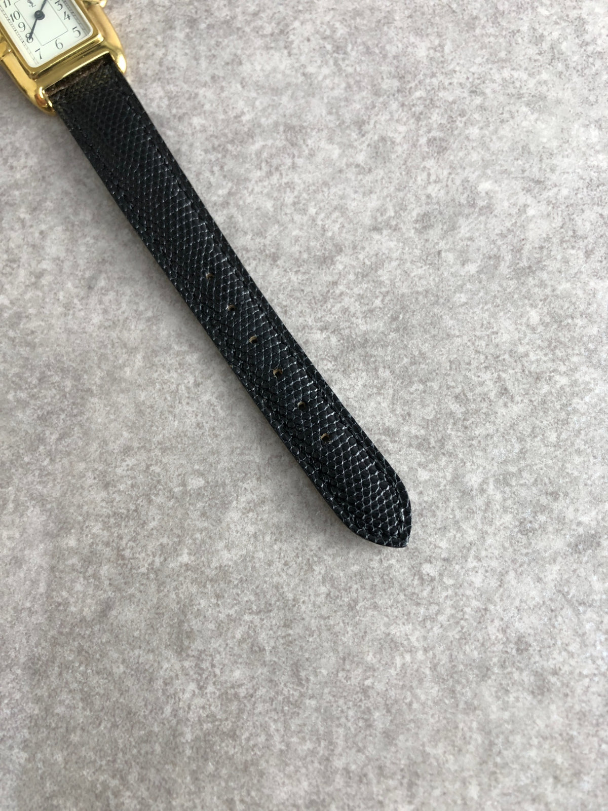 Yves Saint Laurent YSL Logo Watch Black×Gold Vintage 6utuhp