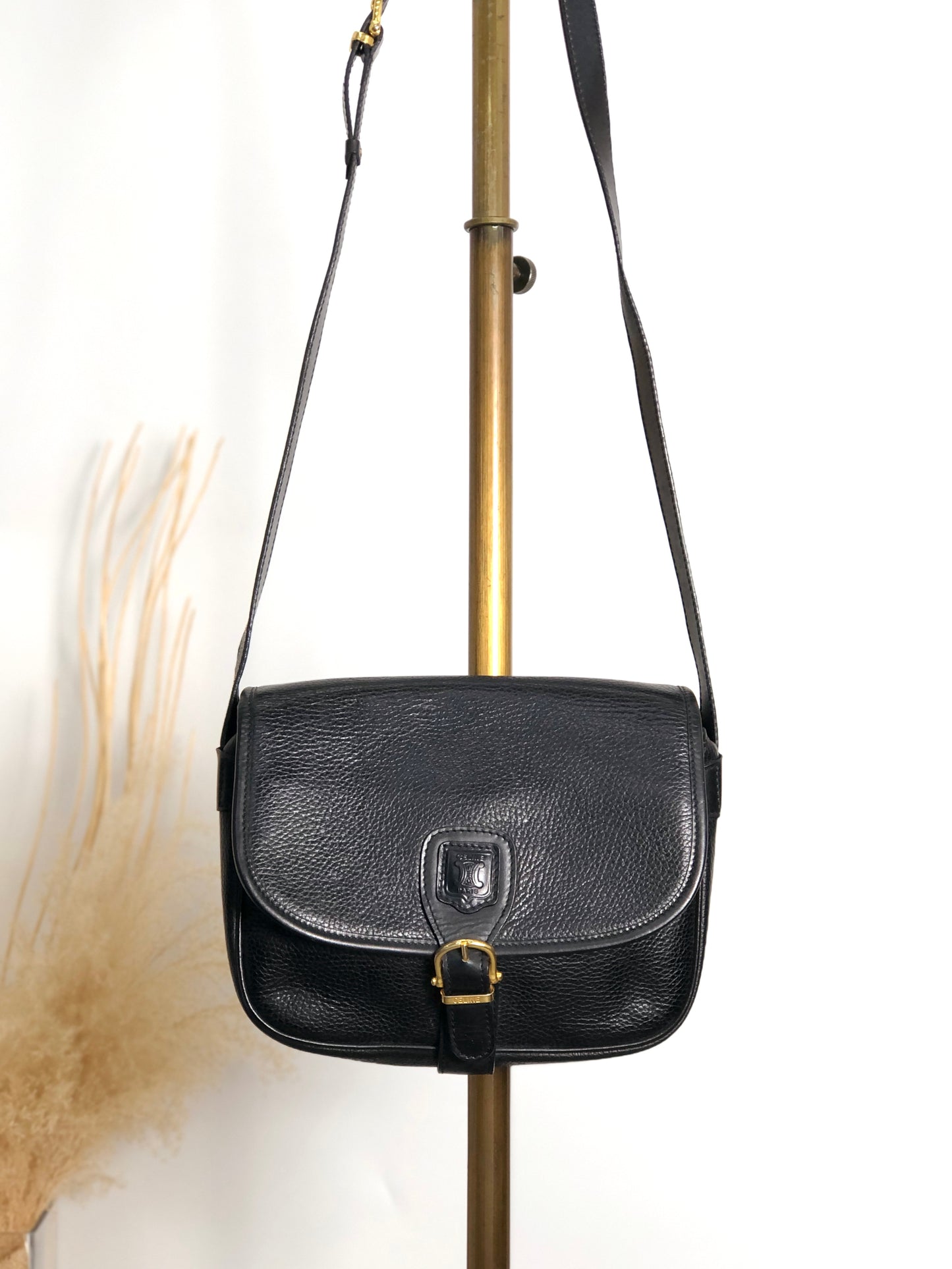 CELINE Blason Front Buckle Shoulder bag Black Vintage 4n3ttr