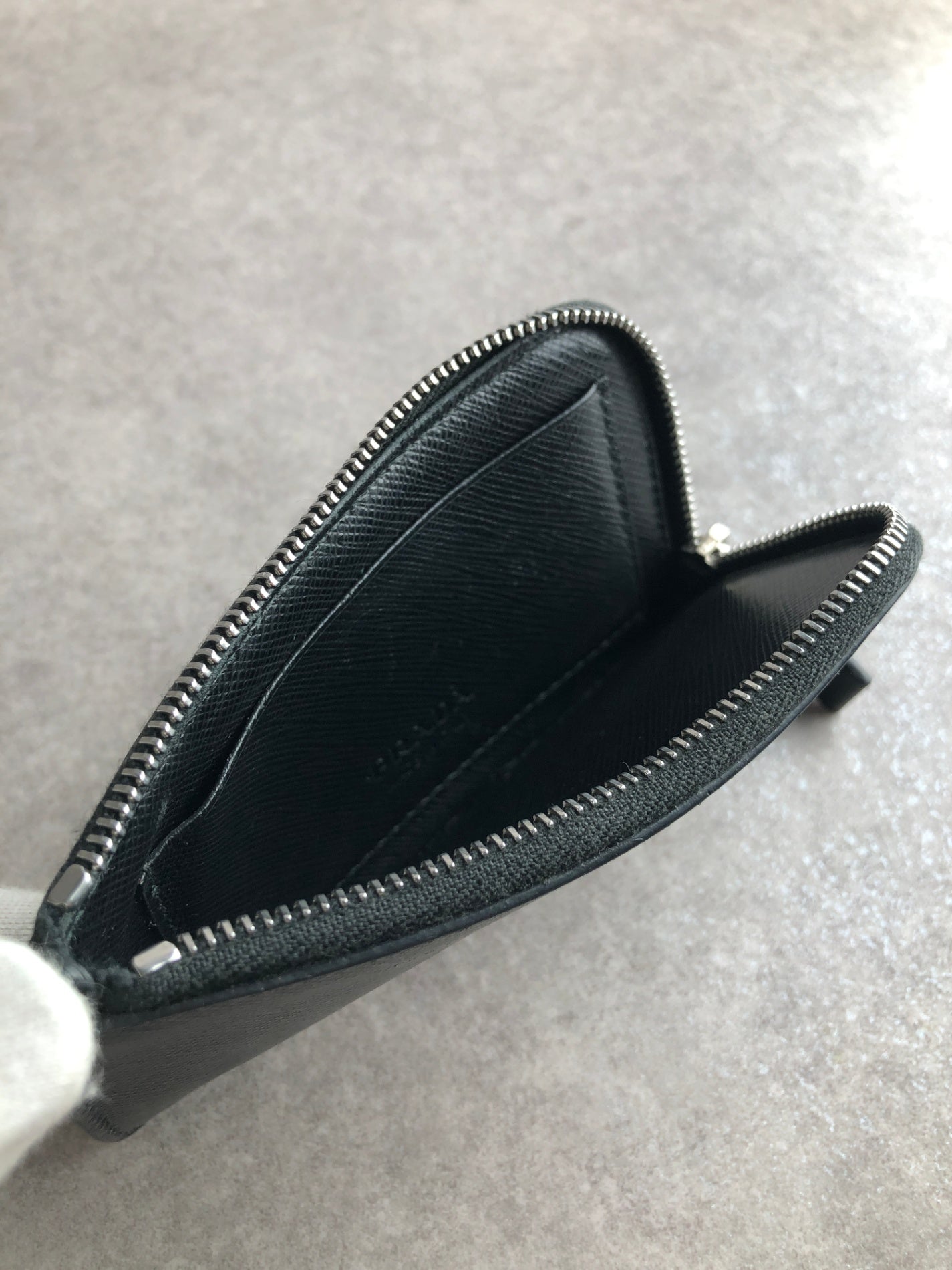 PRADA Logo Embossed Wallet Black Vintage darw4w