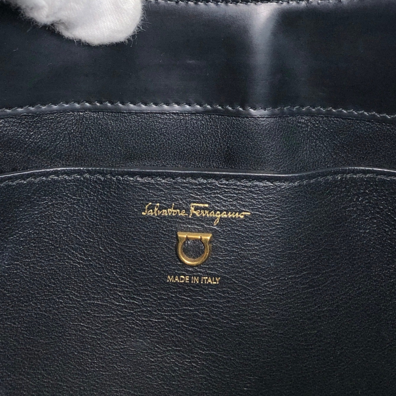 Salvatore Ferragamo Gancini Shoulder bag Black Vintage n7zn28