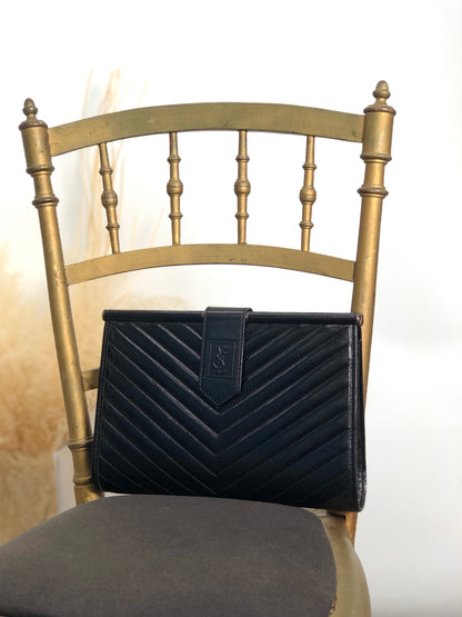 Yves Saint Laurent YSL Logo Clutch bag Black Vintage xv8d62