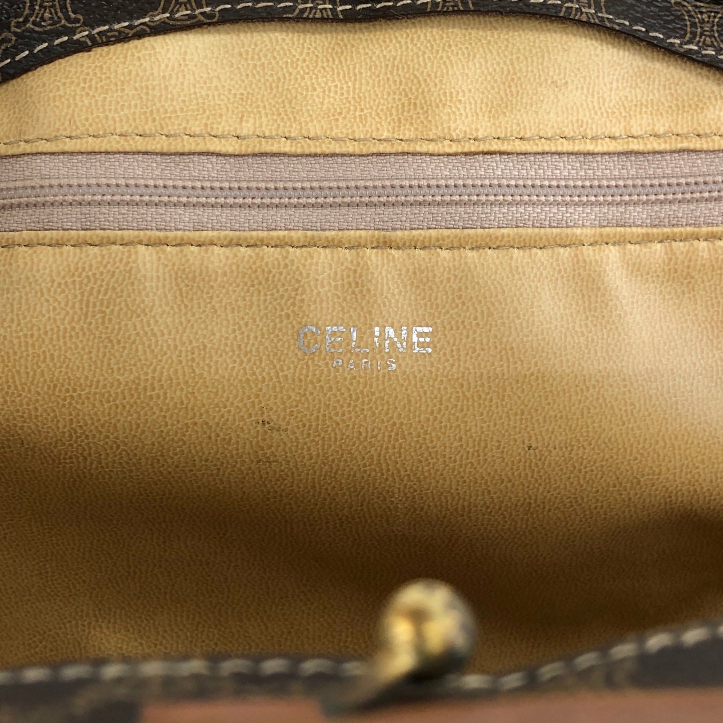CELINE Macadam Metal Closure Chain Shoulder bag Brown Vintage tfpb4s