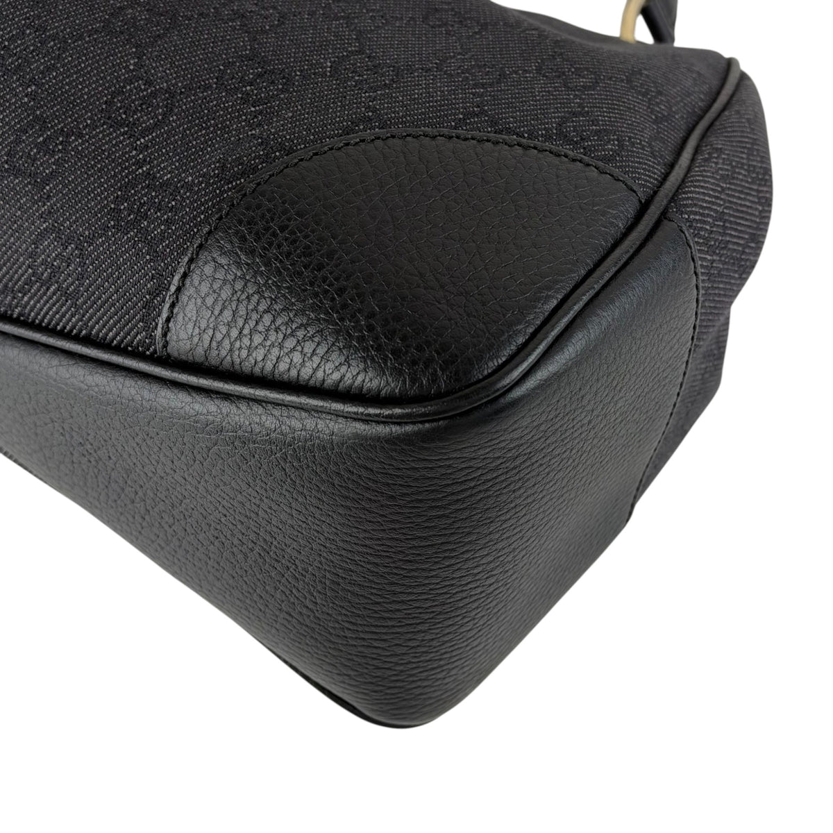 GUCCI Shoulder bag Black Vintage 2wjvts