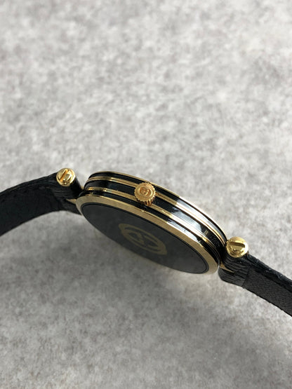 GUCCI Logo Quartz Watch Black Vintage b2b3v5