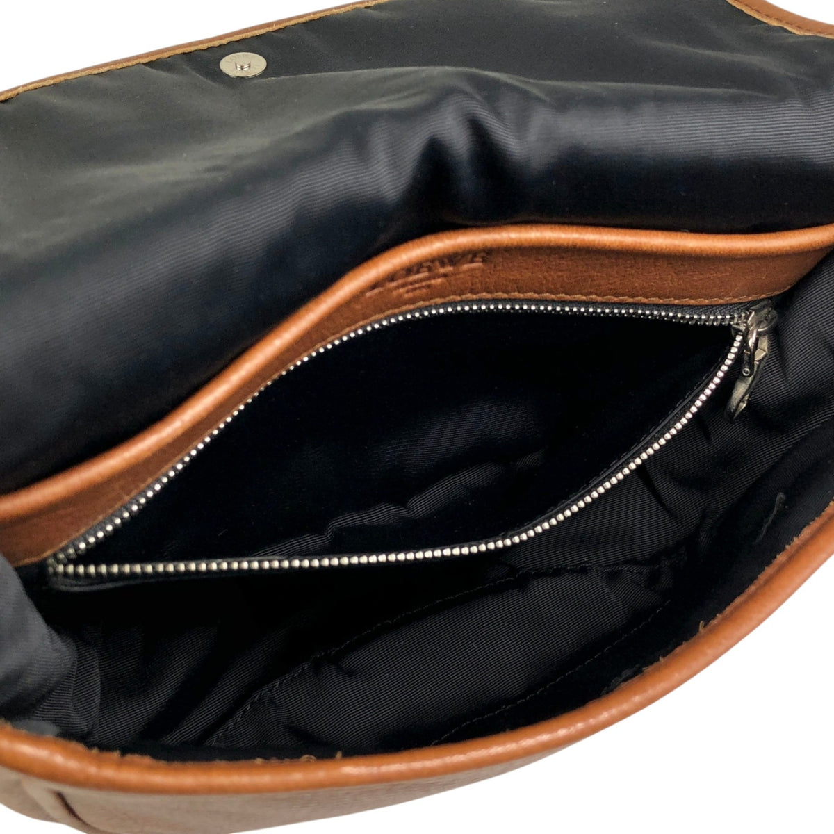 LOEWE Logo Embossed Shoulder bag Brown Vintage 6n4xku