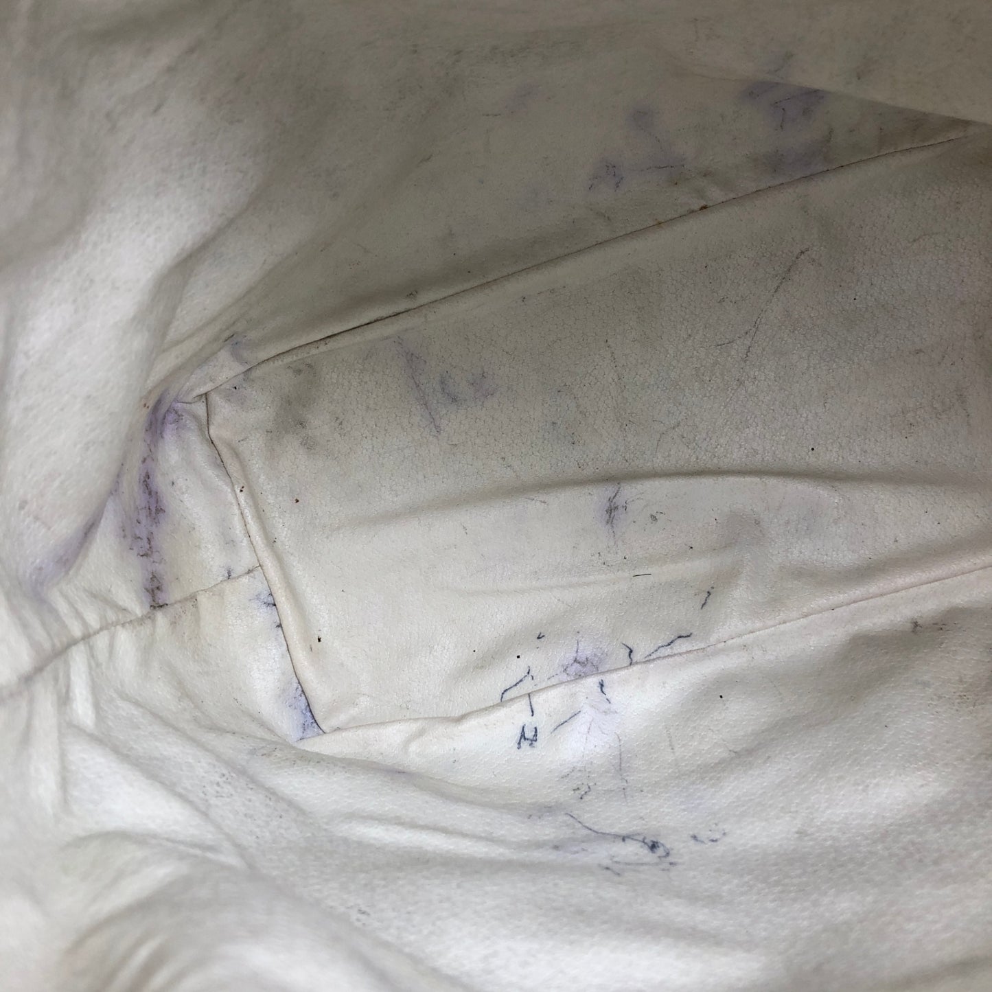 CELINE Macadam  Blason Drawstring  Shoulder bag White Vintage 6vdzju