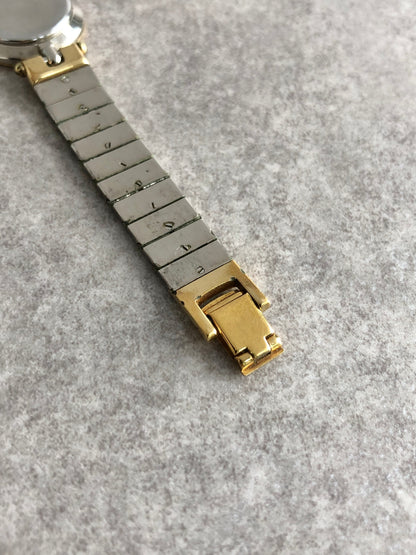 Christian Dior Logo Watch Silver 3025 Vintage f3fak4