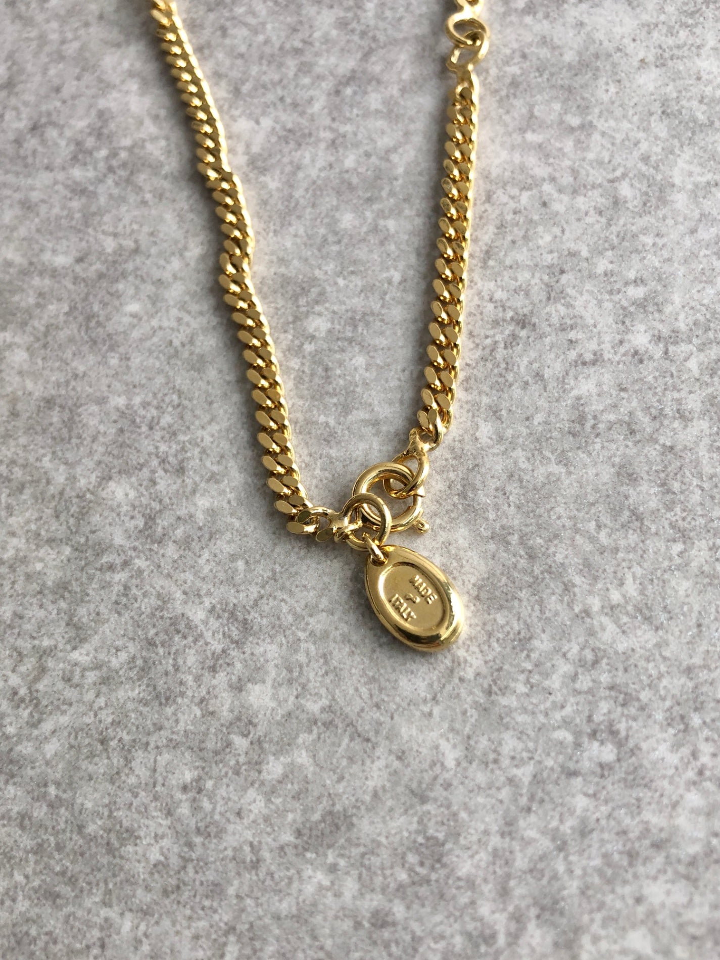 CELINE Blason Rhinestone Necklace Gold Vintage jghz4v