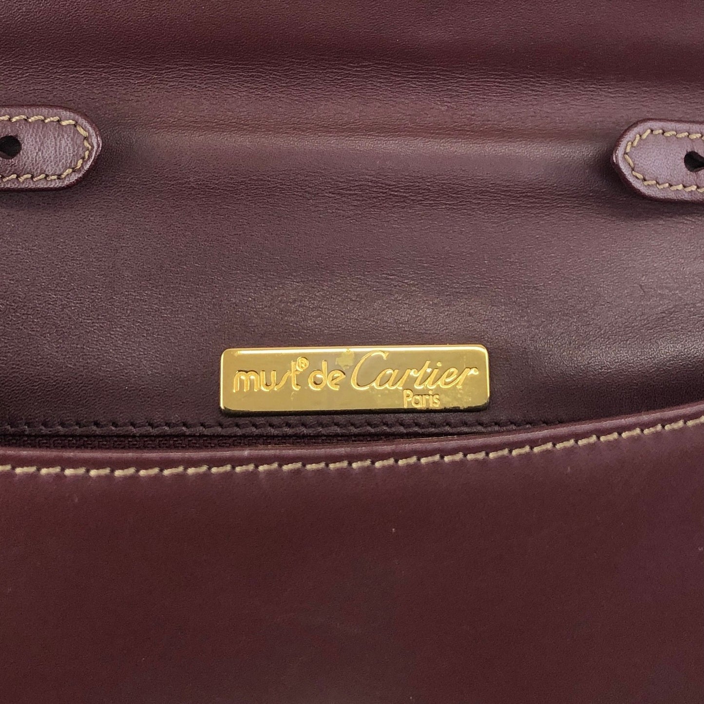 Cartier Logo Embossed Shoulder bag Bordeaux Vintage ezui2a