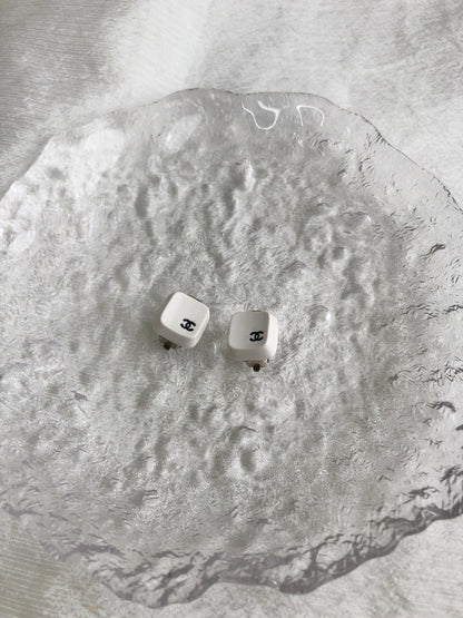 CHANEL Coco Mark Earrings White Vintage pfkb7h