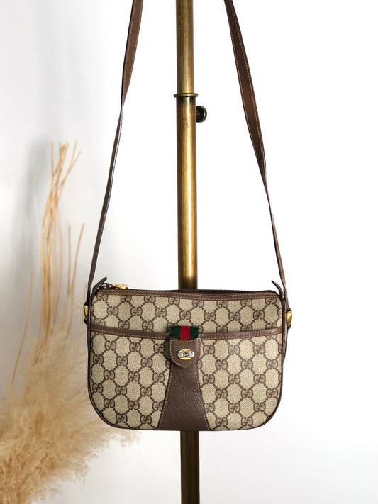 GUCCI Sherry Line Shoulder bag Beige Vintage h47gp3
