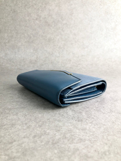 FENDI Embossed Folded Wallet Blue Vintage ngxet7