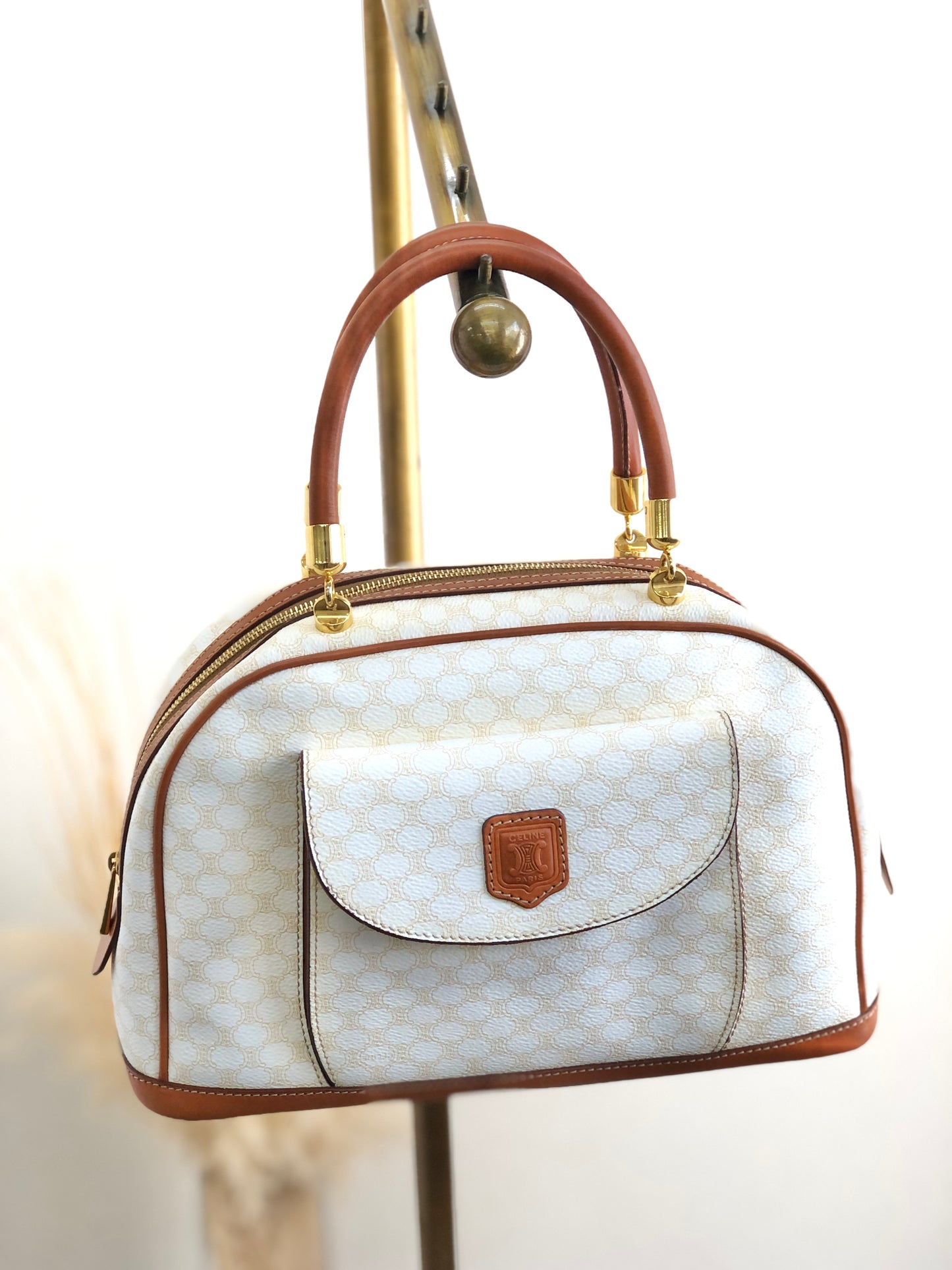 CELINE Macadam Blason Handbag White Vintage nvdawv