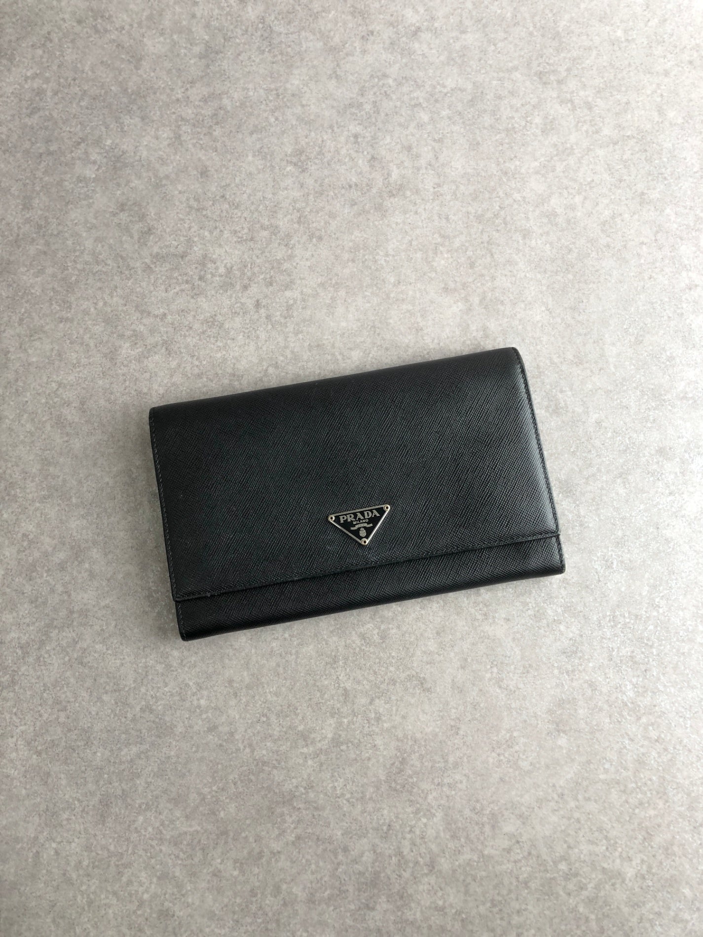 PRADA Triangle Logo Folded Wallet Black Vintage dwgxzb