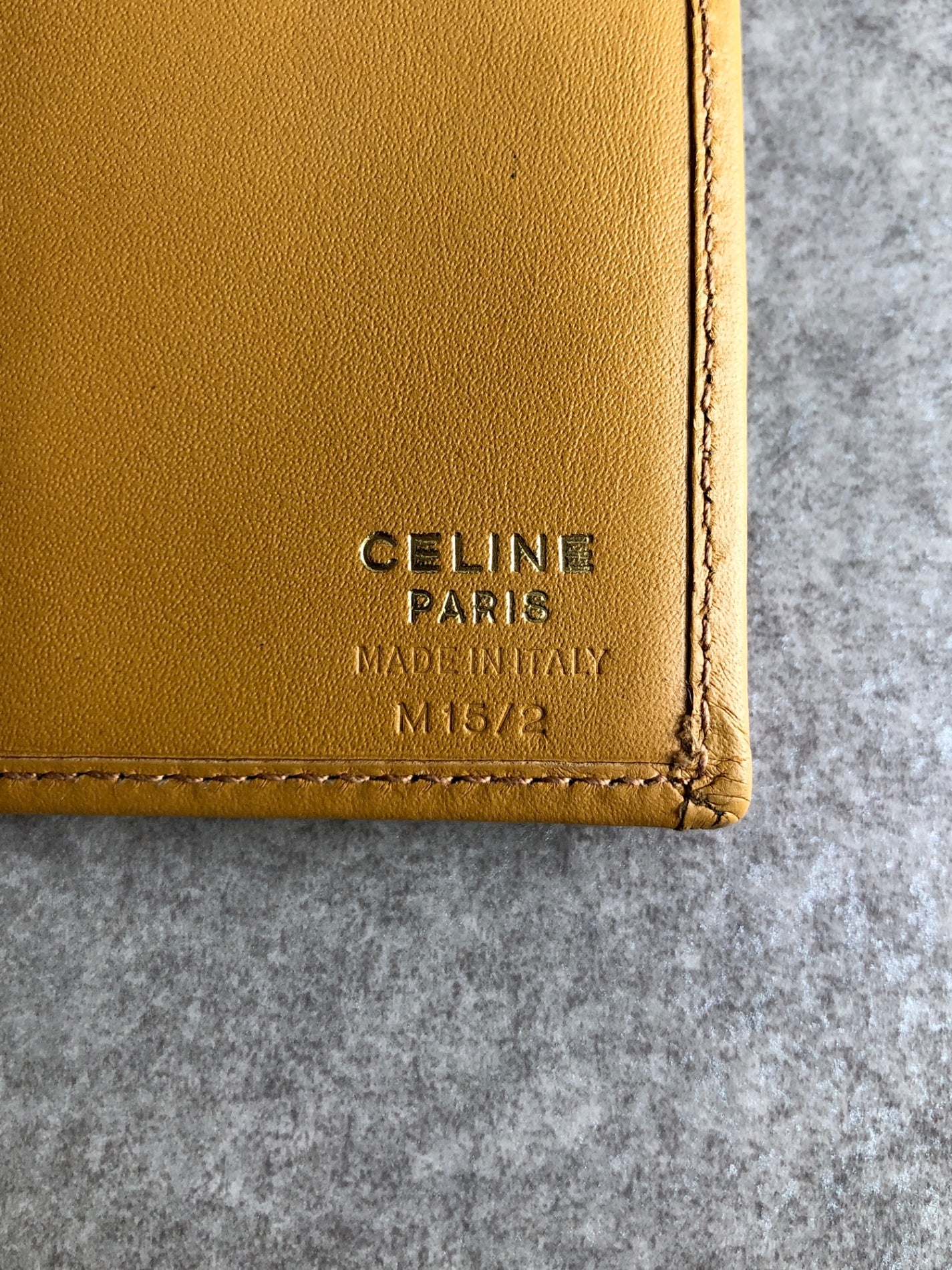 CELINE Macadam Blason Metal Clasp Folded Wallet Brown Vintage pf7ivr