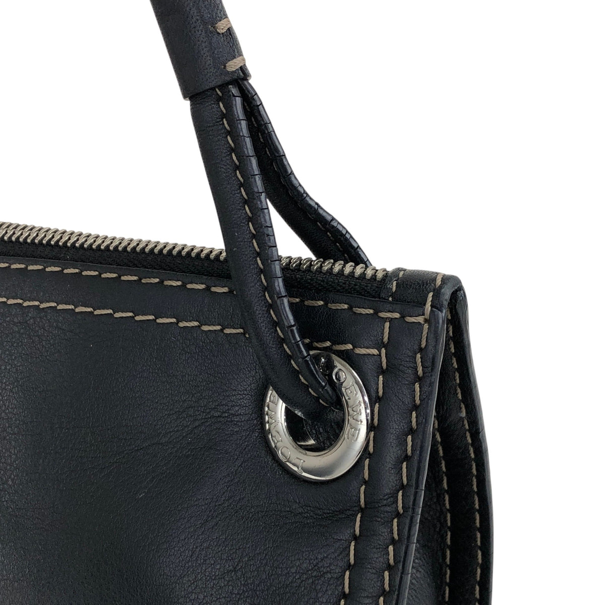 LOEWE Anagram Stitch Shoulder bag Black Vintage ugpzsh