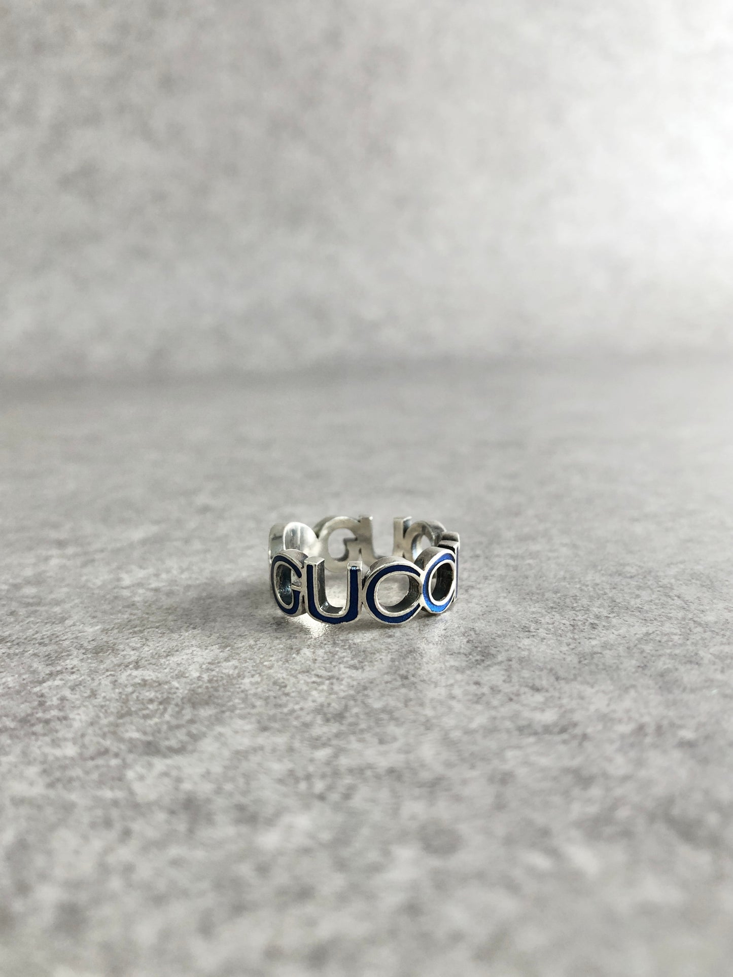 GUCCI locking SILVER925 Ring Silver Vintage 2sbjsr