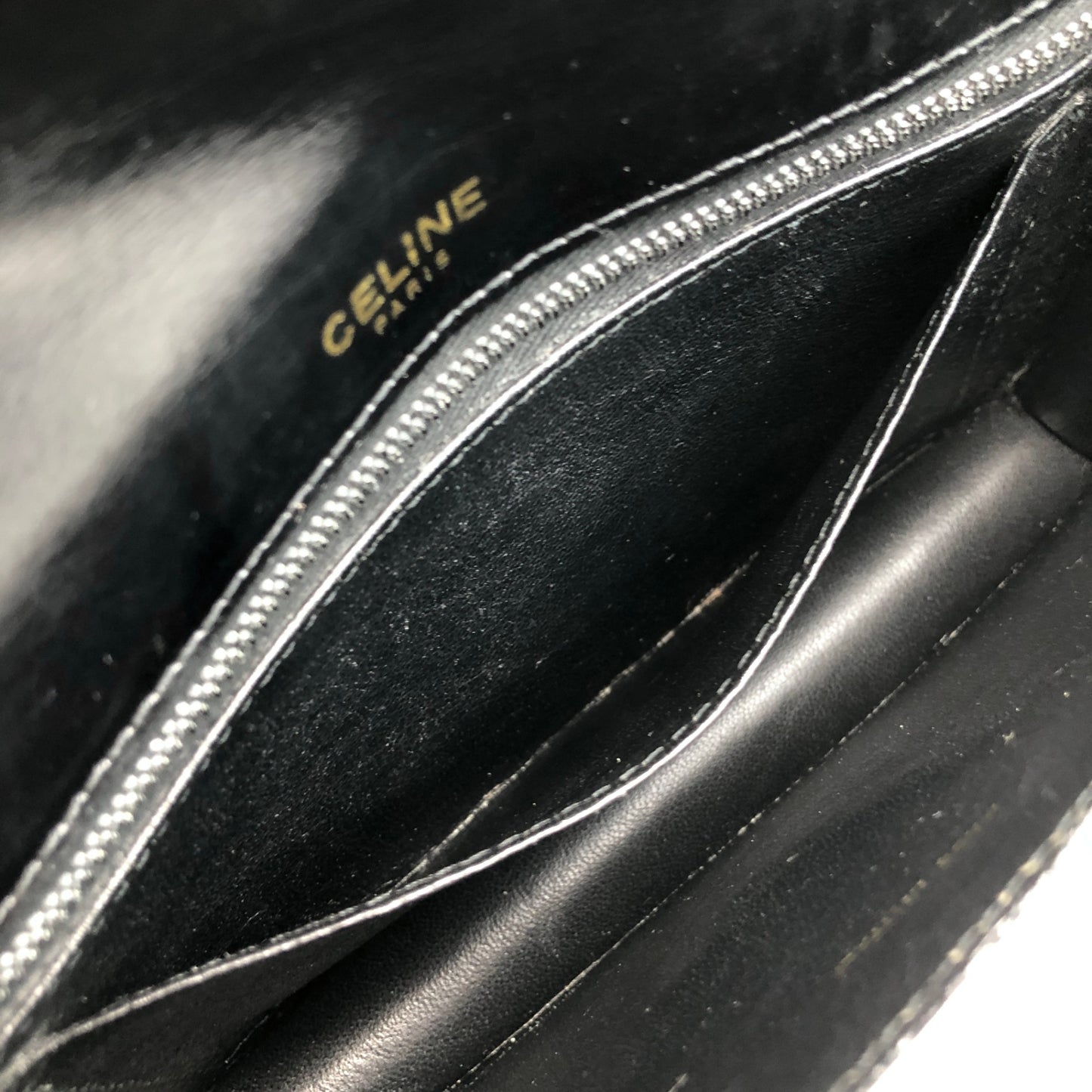 CELINE Blason Emblem Motif Chain Shoulder bag Black Vintage 2bfdfw