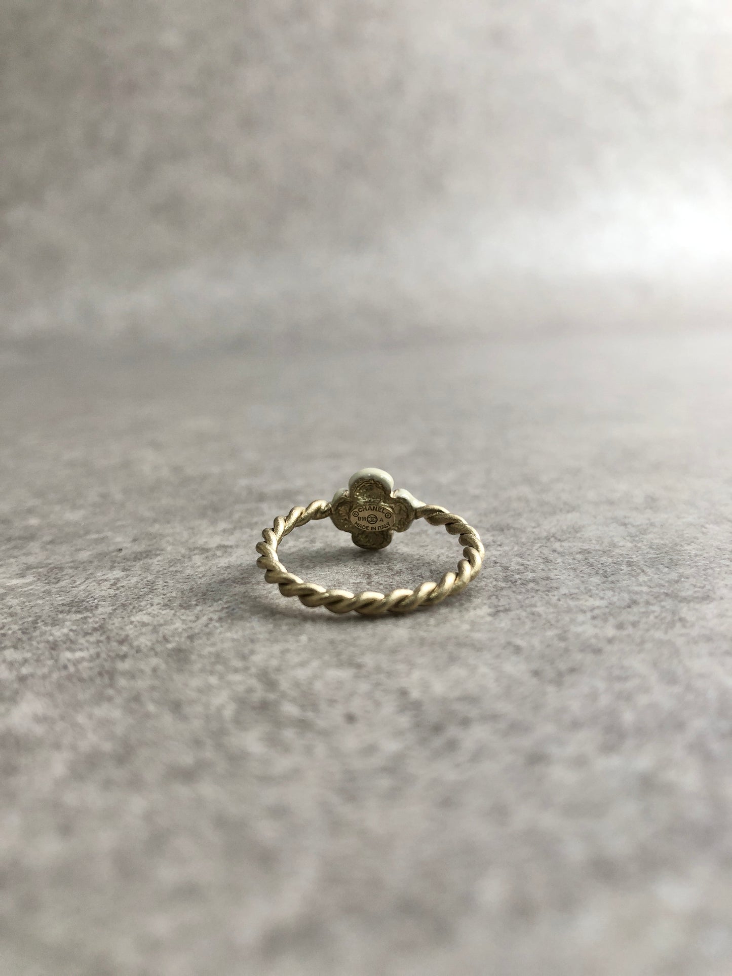 CHANEL Ring Gold×White Vintage 5ur5fy