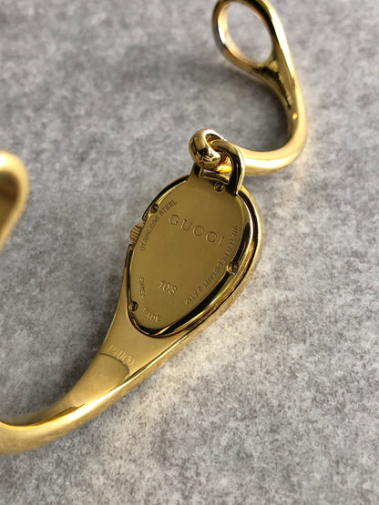 GUCCI Logo Bangle Quartz Watch Gold 103 Vintage 3dvc5d