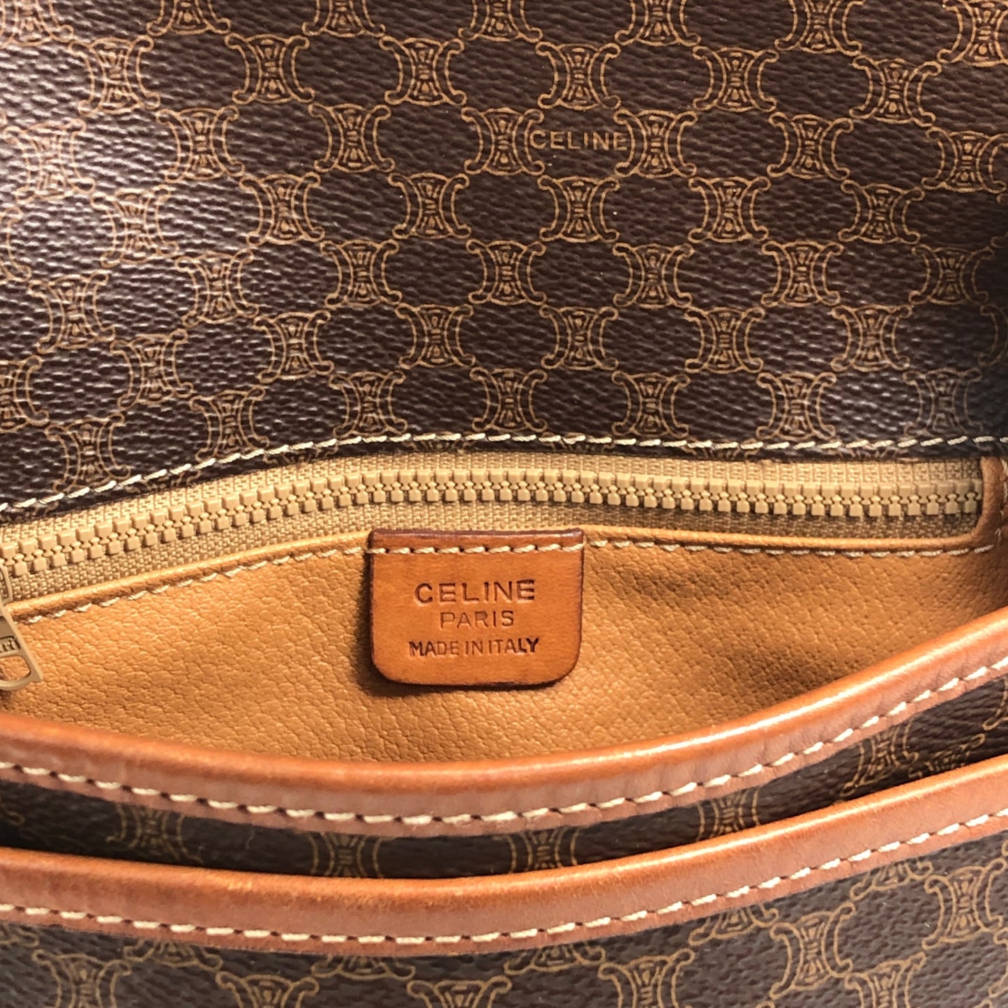 CELINE Macadam Blason Front Buckle Shoulder bag Brown Vintage ketsrv