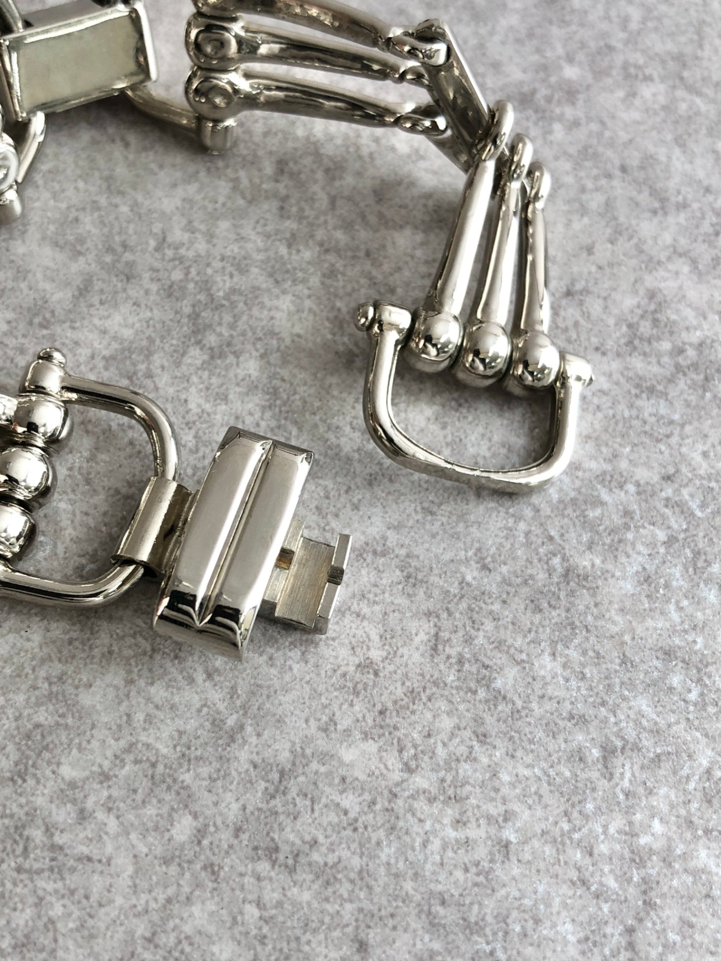 CELINE Horse Bit Bracelet Silver Vintage mmy3k6 – VintageShop solo