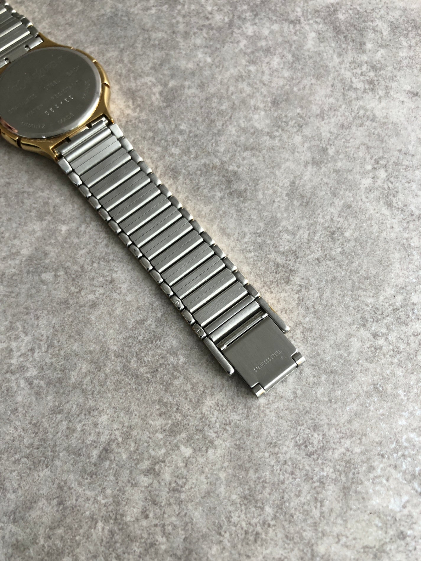 Yves Saint Laurent YSL Logo Quartz Watch 5920-H15441 Vintage 64v38n