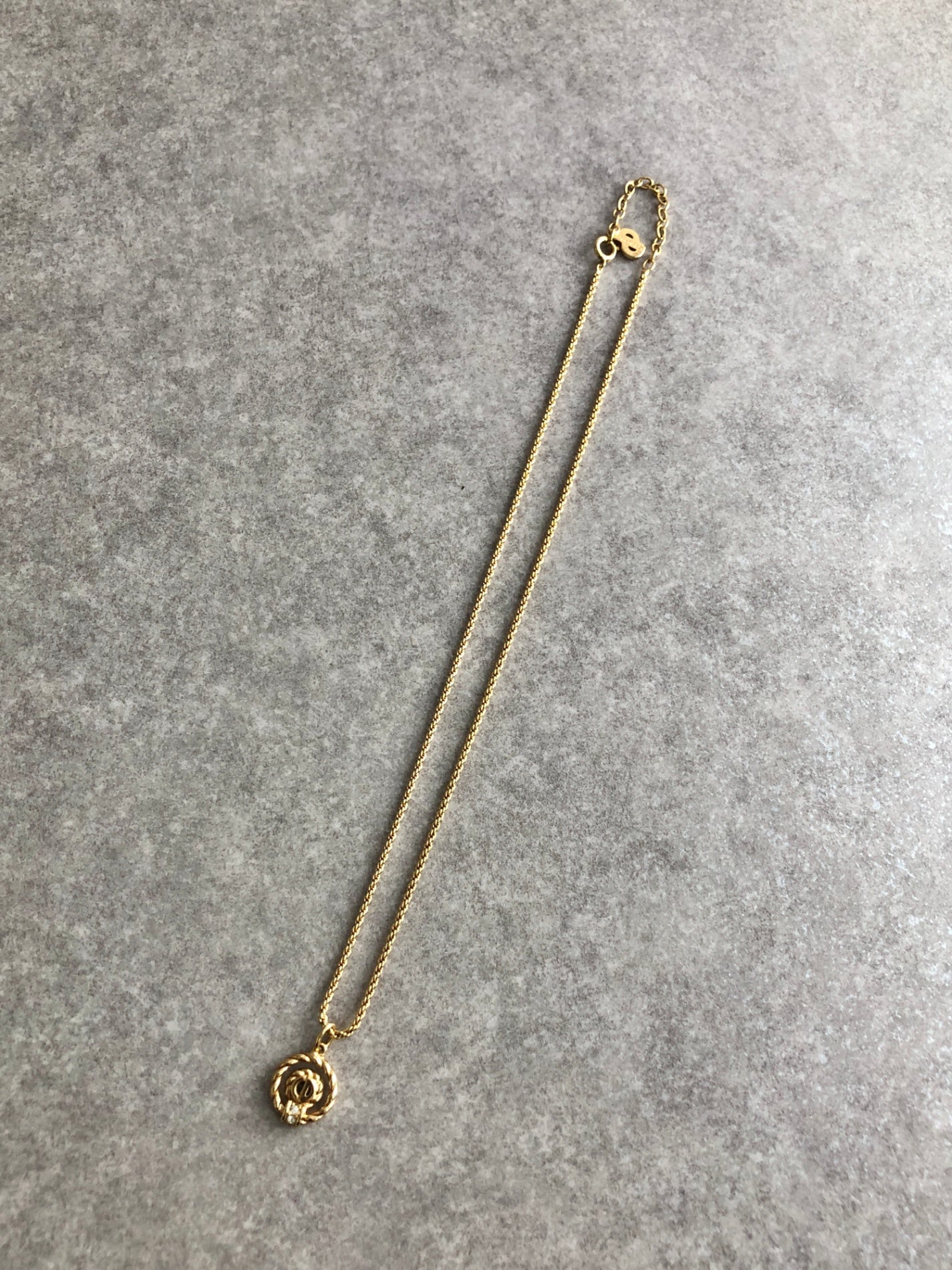 Christian Dior CD Logo Necklace Gold Vintage ppz76w
