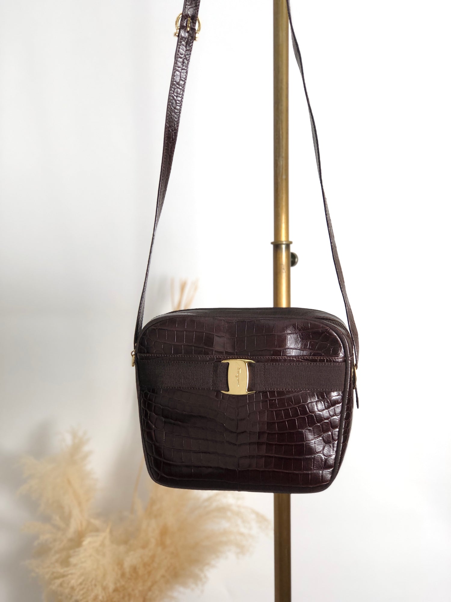Vintage Salvatore Ferragamo | VintageShop solo