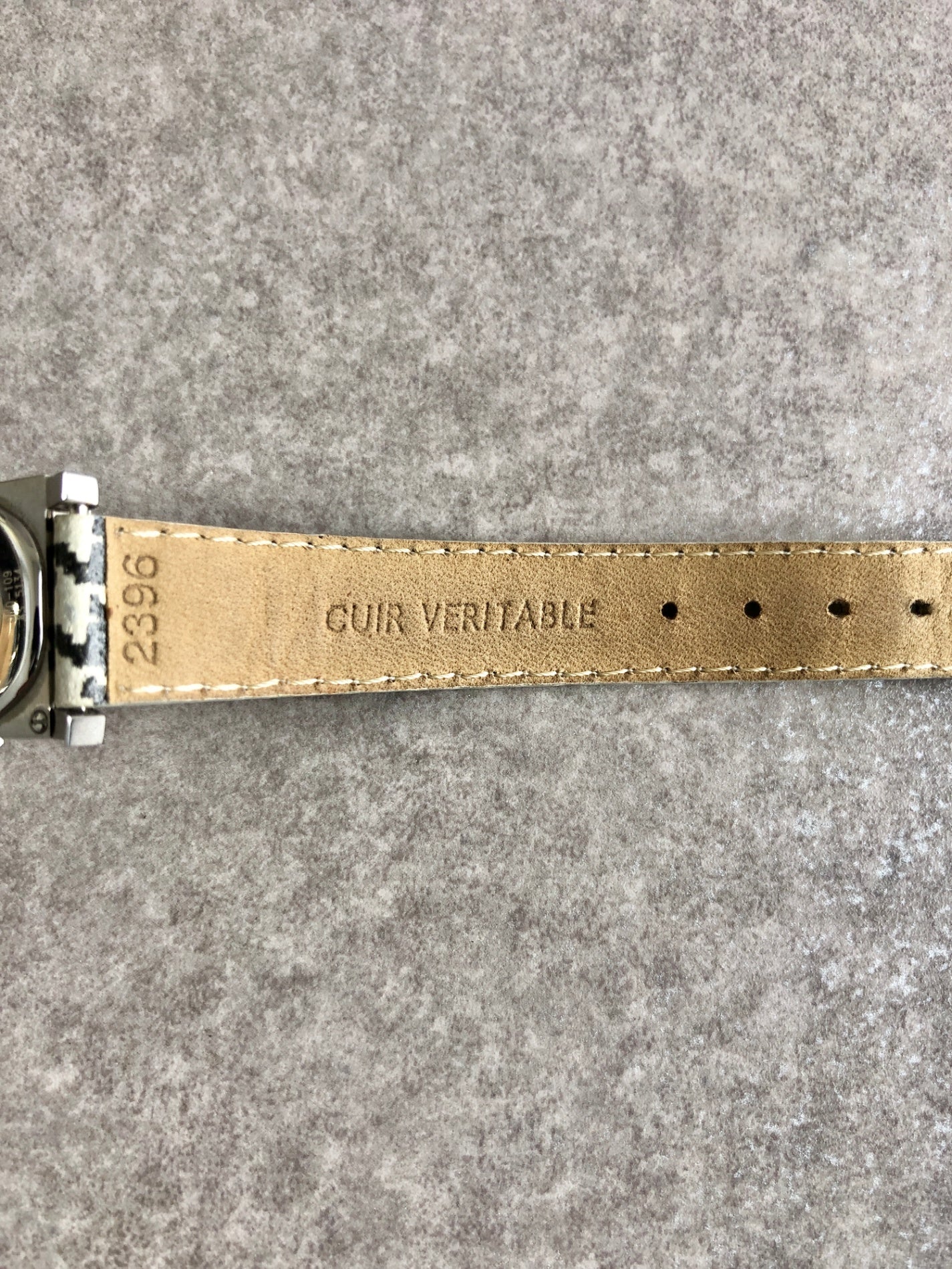 Christian Dior Cannage Quartz Watch Black×White Vintage jw4b2h
