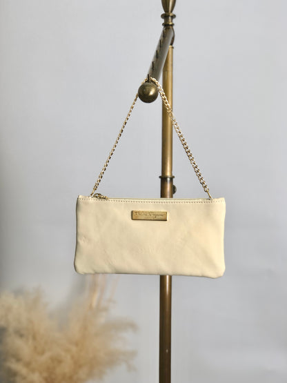 Salvatore Ferragamo Logo Small Chain Handbag Beige Vintage y3ay4g