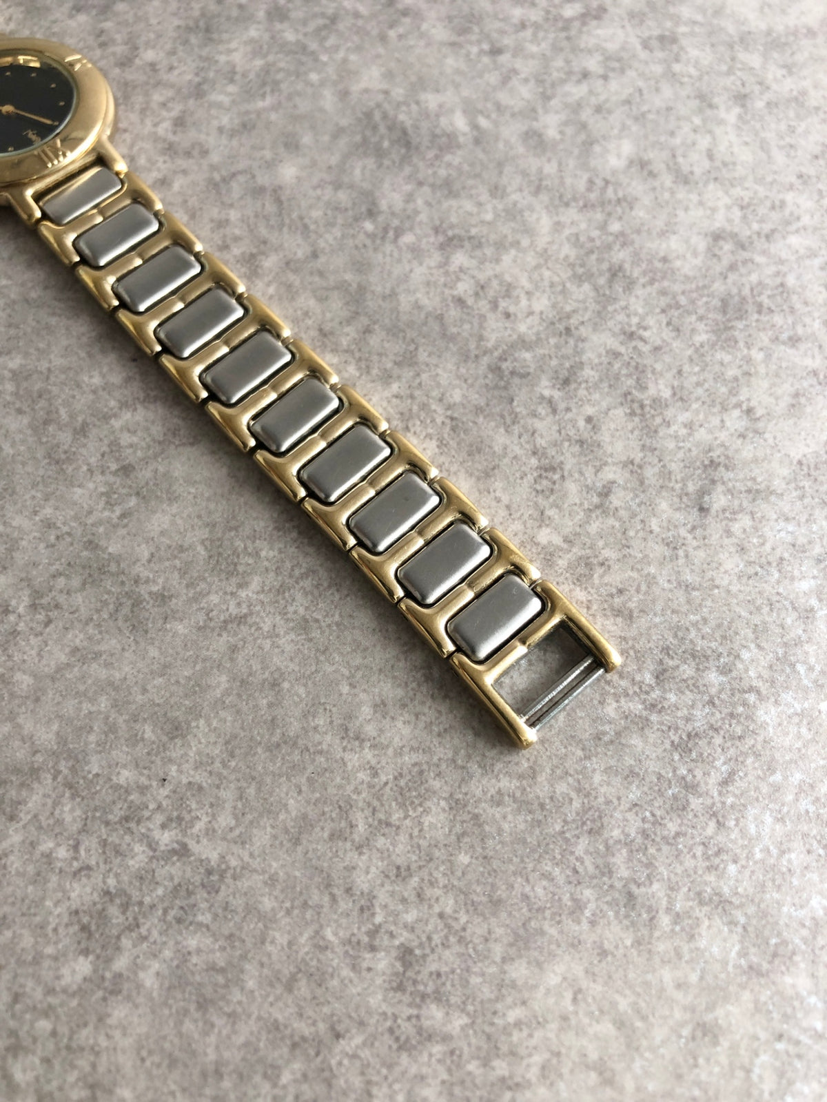 Yves Saint Laurent YSL Logo Quartz Watch Silver×Gold 2200-229789Y Vintage sngzzf