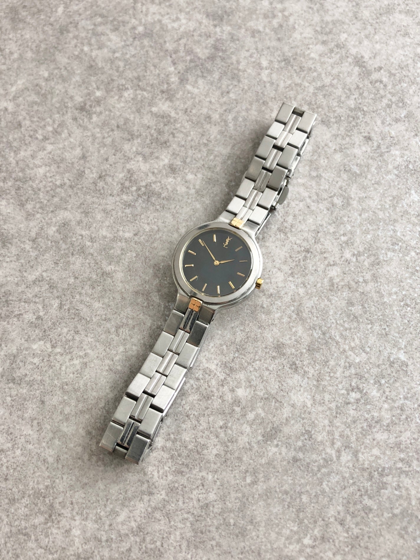 Yves Saint Laurent YSL Logo   Quartz Watch Silver 5421-H13939Y Vintage epnx46