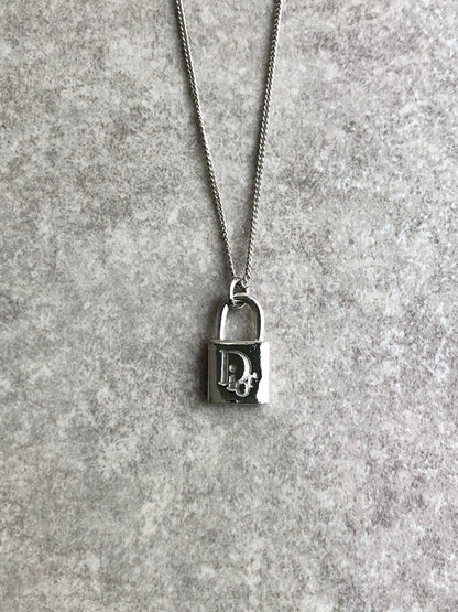 Christian Dior Padlock Necklace Silver Vintage kevyxf