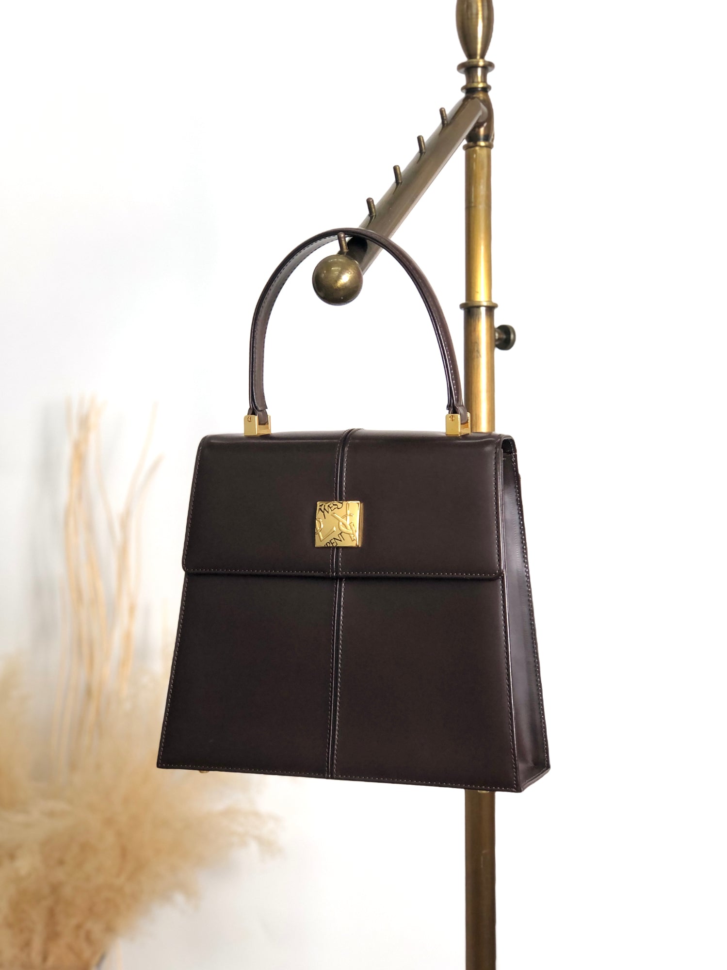 リ*♪様 YSL レザー ハンドバッグ オールド ヴィンテージ ロゴ イヴ・サン Vintage Yves Saint Laurent | VintageShop solo