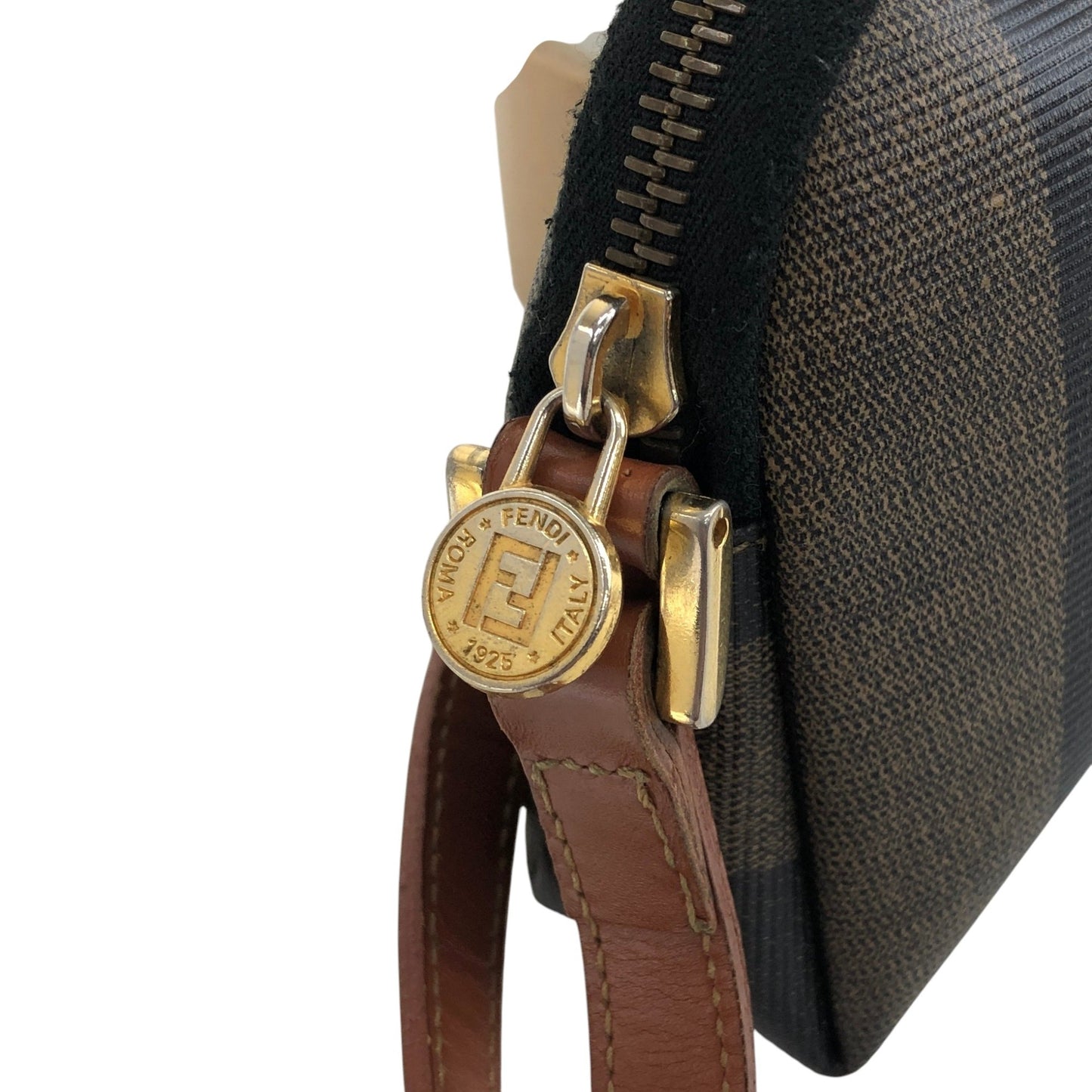 FENDI Pecan Shoulder bag Brown Vintage zkc5v7